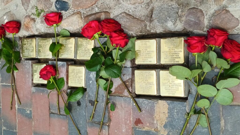 Stolpersteinverlegung am 3. Juni 2025 (Foto: Wolfgang Vogelsang)